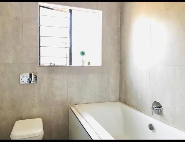 3 BEDROOM HOUSE FOR SALE IN DAWN PARK